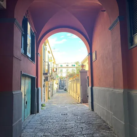 La Casetta Con La Spiaggia Naples Exterior photo